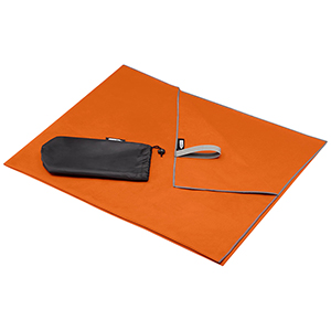 Asciugamano ultraleggero ad asciugatura rapida personalizzato certificato GRS 100 x 180 cm Pieter PF113324 - Arancio 