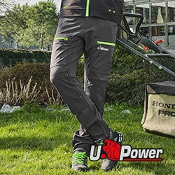 pantaloni U-Power personalizzati indossati da giardiniere al lavoro